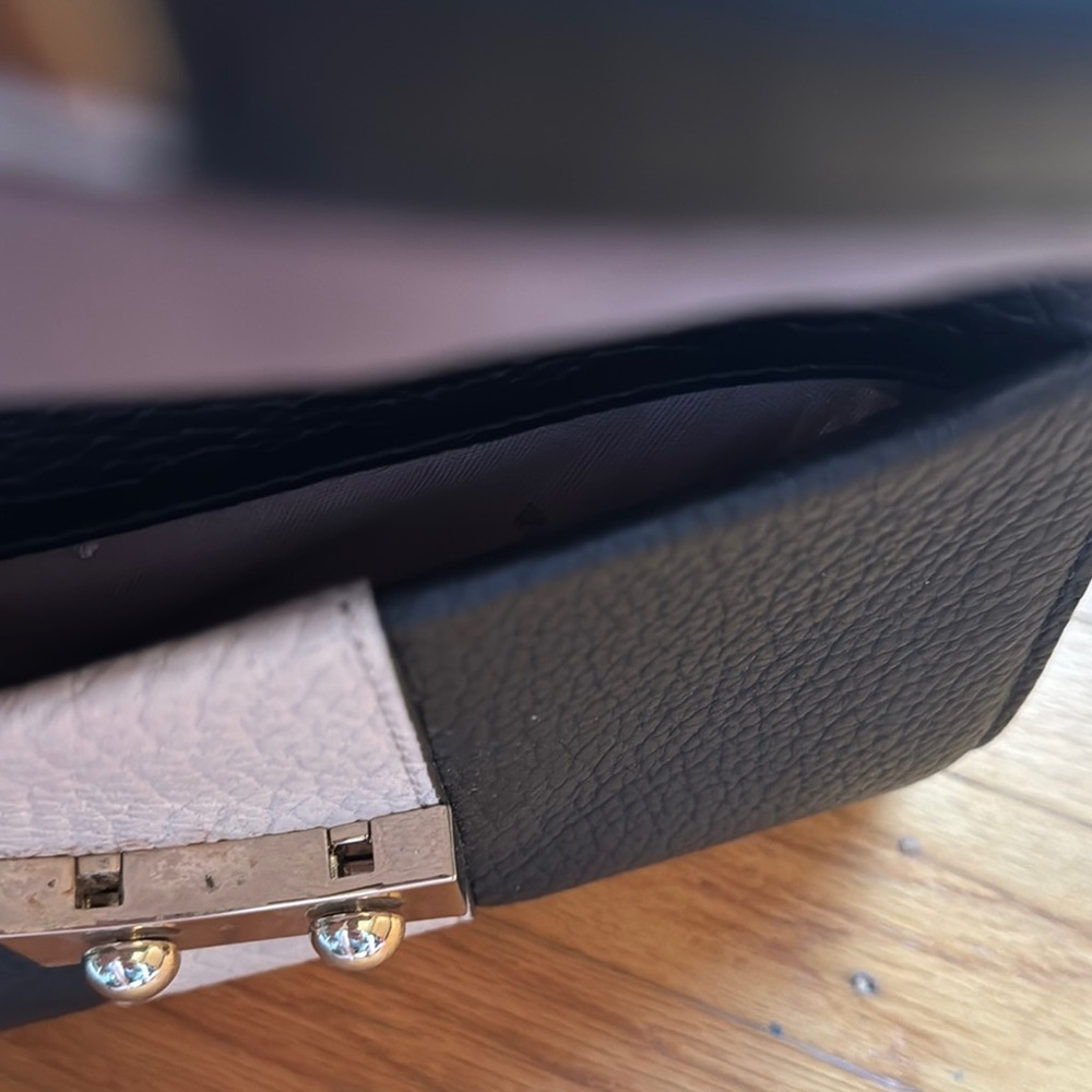 Kate Spade Black and Cream Leather Handbag - Picture 9 of 12